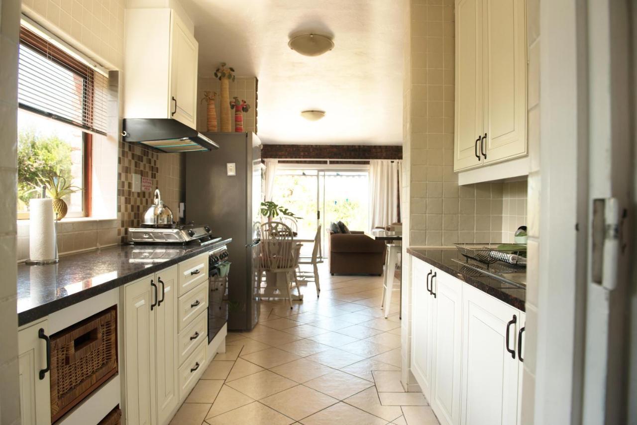 Paradise Self-Catering Units ジェフリーズ・ベイ エクステリア 写真