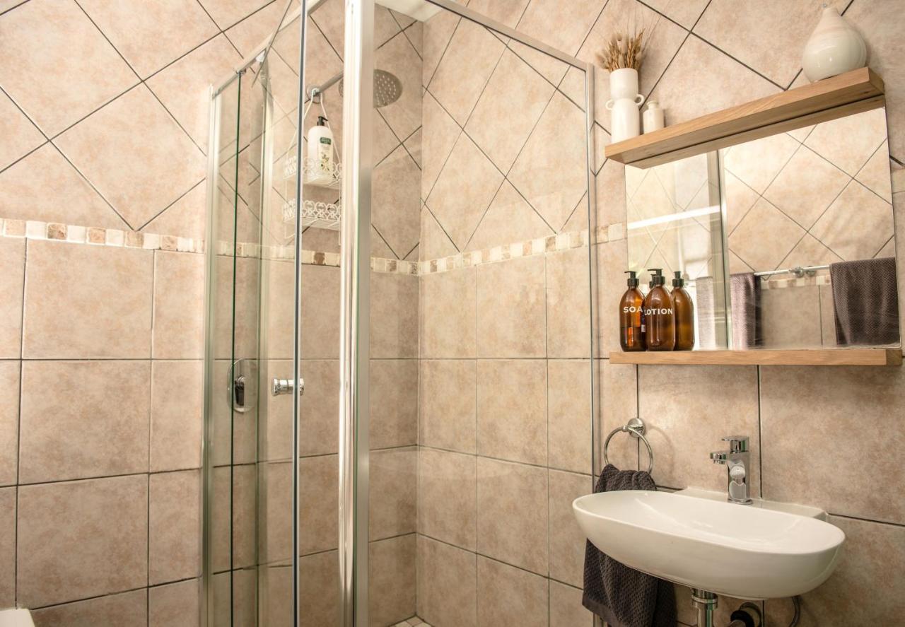 Paradise Self-Catering Units ジェフリーズ・ベイ エクステリア 写真